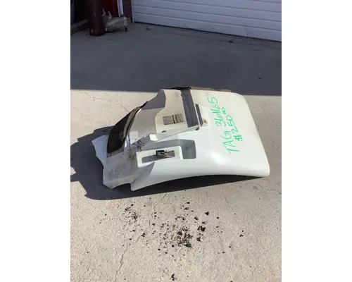 INTERNATIONAL 4400 FENDER EXTENSION