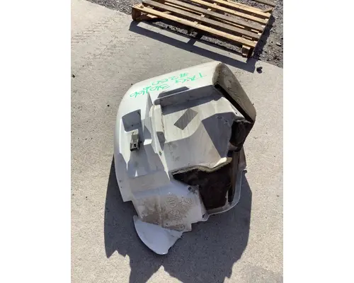 INTERNATIONAL 4400 FENDER EXTENSION