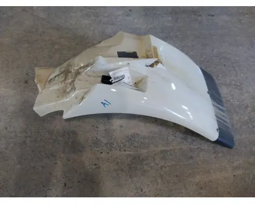 INTERNATIONAL 4400 FENDER EXTENSION