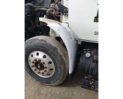 INTERNATIONAL 4400 FENDER EXTENSION
