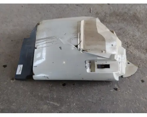 INTERNATIONAL 4400 FENDER EXTENSION