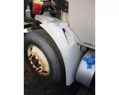 INTERNATIONAL 4400 FENDER EXTENSION