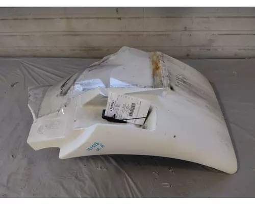 INTERNATIONAL 4400 FENDER EXTENSION