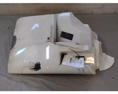 INTERNATIONAL 4400 FENDER EXTENSION
