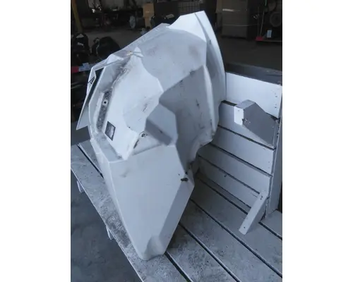 INTERNATIONAL 4400 FENDER EXTENSION