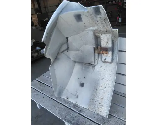 INTERNATIONAL 4400 FENDER EXTENSION