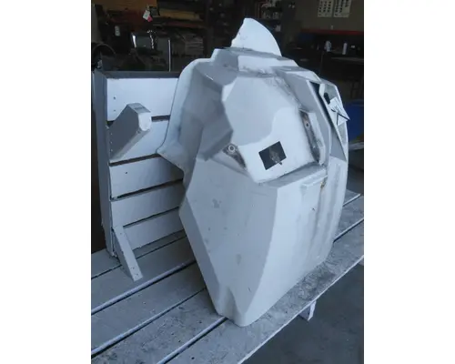 INTERNATIONAL 4400 FENDER EXTENSION