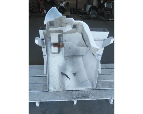 INTERNATIONAL 4400 FENDER EXTENSION