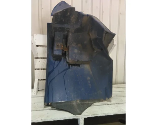 INTERNATIONAL 4400 FENDER EXTENSION