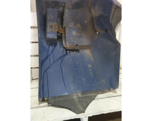 INTERNATIONAL 4400 FENDER EXTENSION