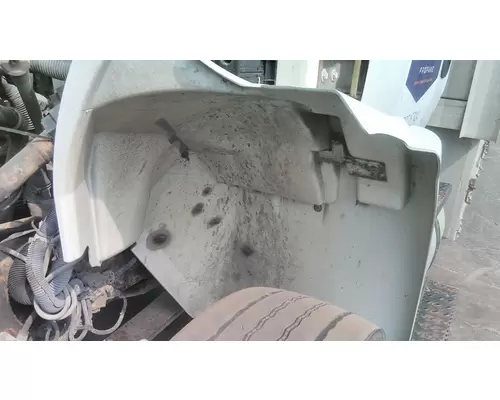 INTERNATIONAL 4400 FENDER EXTENSION