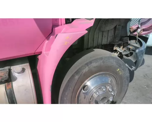 INTERNATIONAL 4400 FENDER EXTENSION