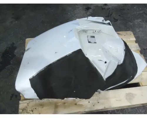 INTERNATIONAL 4400 FENDER EXTENSION