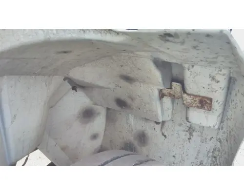 INTERNATIONAL 4400 FENDER EXTENSION