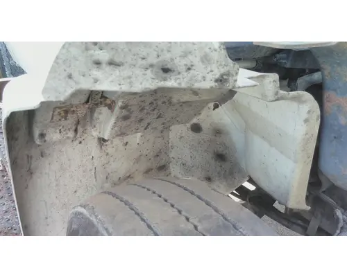 INTERNATIONAL 4400 FENDER EXTENSION