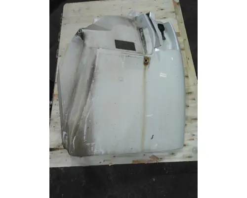 INTERNATIONAL 4400 FENDER EXTENSION