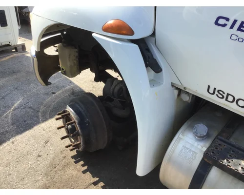 INTERNATIONAL 4400 FENDER EXTENSION