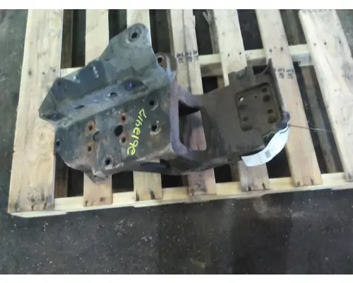 INTERNATIONAL 4400 FRAME HORN