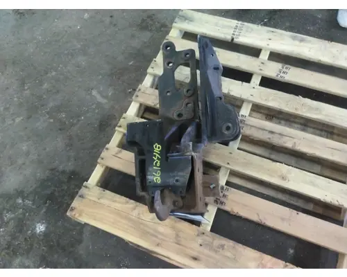 INTERNATIONAL 4400 FRAME HORN