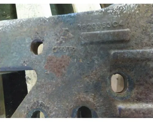 INTERNATIONAL 4400 FRAME HORN