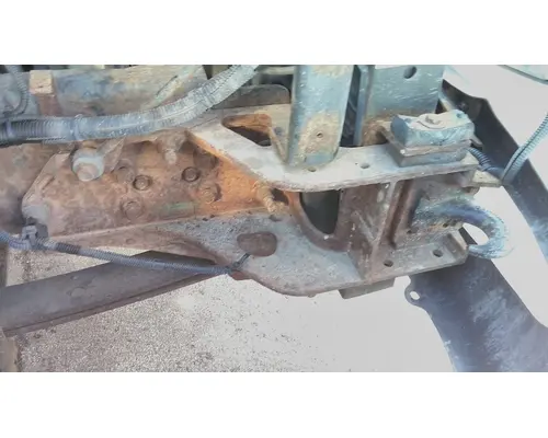 INTERNATIONAL 4400 FRAME HORN