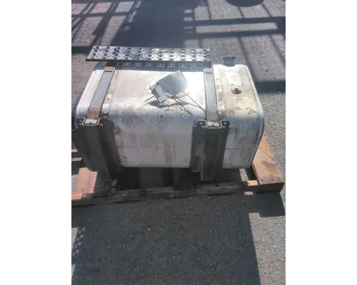 INTERNATIONAL 4400 FUEL TANK