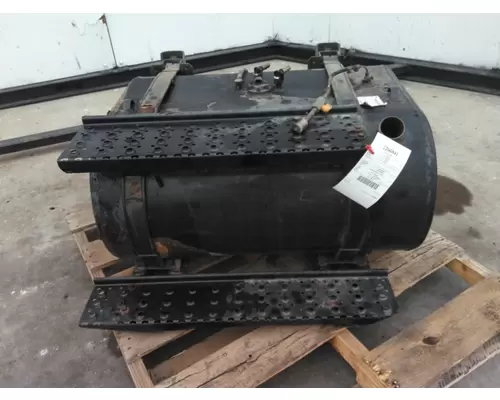 INTERNATIONAL 4400 FUEL TANK