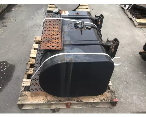 INTERNATIONAL 4400 FUEL TANK