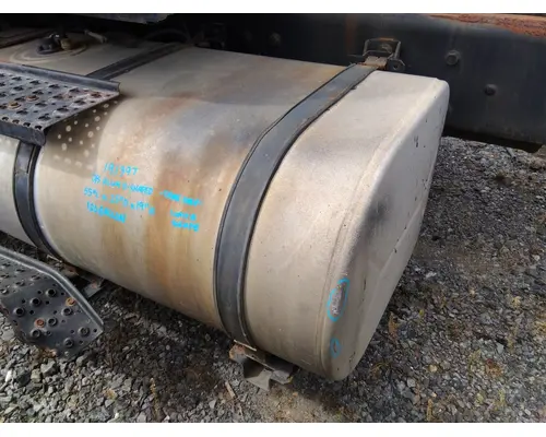 INTERNATIONAL 4400 FUEL TANK