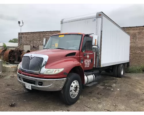 INTERNATIONAL 4400 Fender Extension