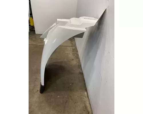 INTERNATIONAL 4400 Fender Extension