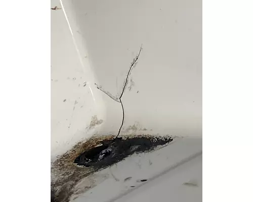 INTERNATIONAL 4400 Fender Extension