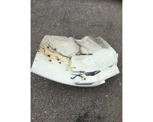 INTERNATIONAL 4400 Fender Extension