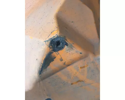 INTERNATIONAL 4400 Fender Extension