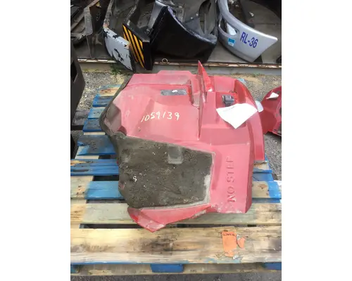 INTERNATIONAL 4400 Fender Extension