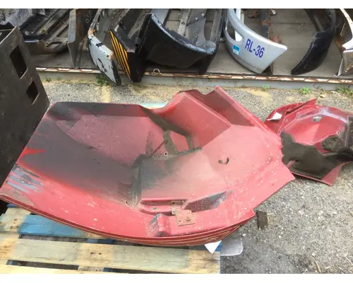 INTERNATIONAL 4400 Fender Extension