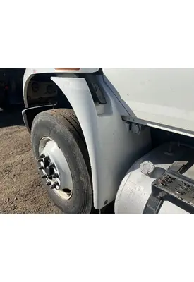 INTERNATIONAL 4400 Fender Extension