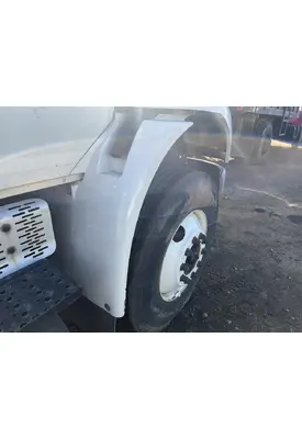 INTERNATIONAL 4400 Fender Extension
