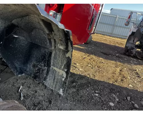 INTERNATIONAL 4400 Fender Extension