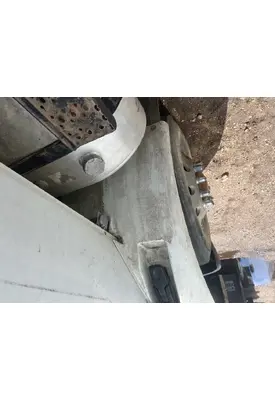 INTERNATIONAL 4400 Fender Extension