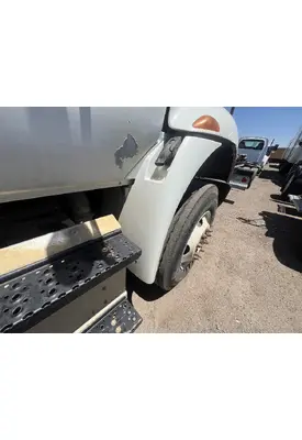 INTERNATIONAL 4400 Fender Extension