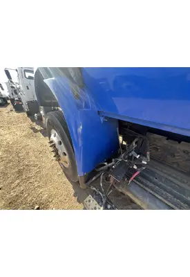 INTERNATIONAL 4400 Fender Extension