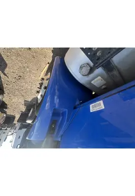 INTERNATIONAL 4400 Fender Extension