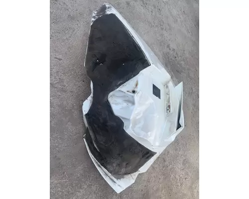 INTERNATIONAL 4400 Fender