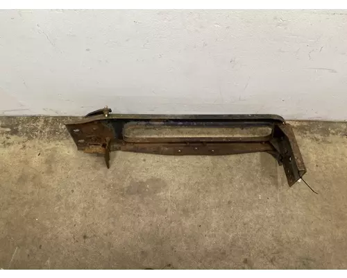 INTERNATIONAL 4400 Frame Crossmember