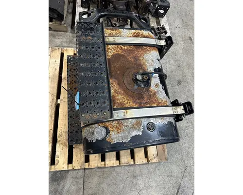 INTERNATIONAL 4400 Fuel Tank
