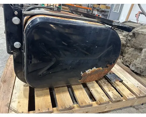 INTERNATIONAL 4400 Fuel Tank