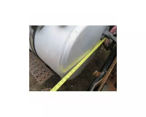 INTERNATIONAL 4400 Fuel Tank