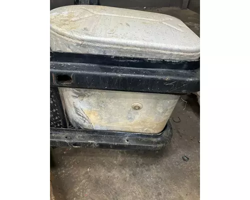 INTERNATIONAL 4400 Fuel Tank