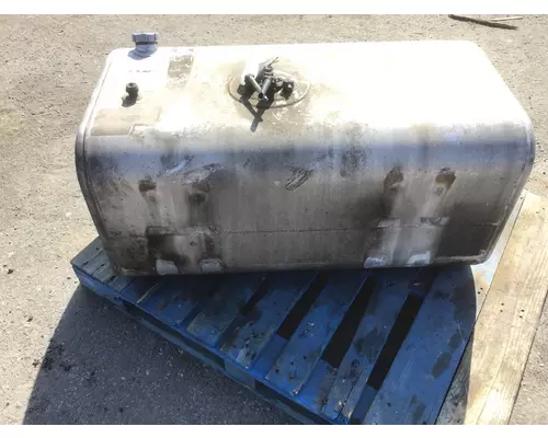 INTERNATIONAL 4400 Fuel Tank